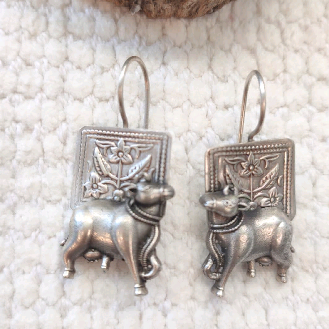 Kaara Cow Earrings 